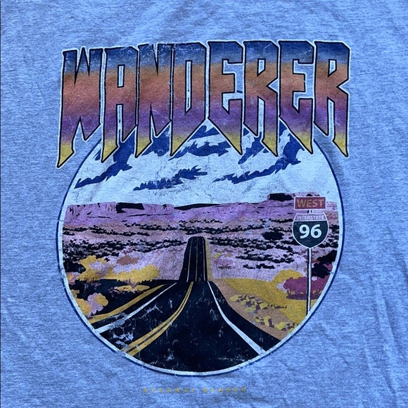 NWOT Women’s PrettyLittleThing Oversized Graphic T - Picture 2 of 4